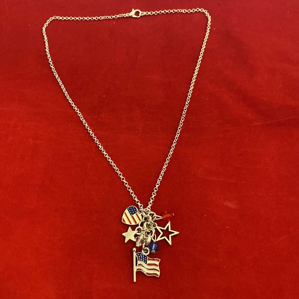 Patriotic Charm Necklace USA America 4th Of July American Flag - Picture 4 of 5